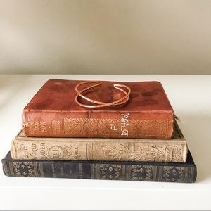 ✂️Tibe Alive Rose Gold Criss Cross Cuff OS